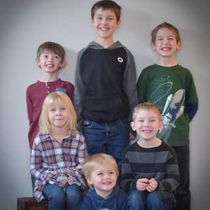 Meet your Posher, Becca